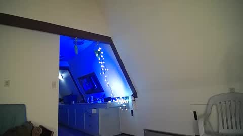 Hippie Jijm online show from 11, 3, 2025