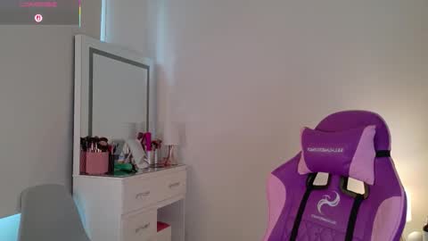 H A N N A H online show from 14, 11, 2025