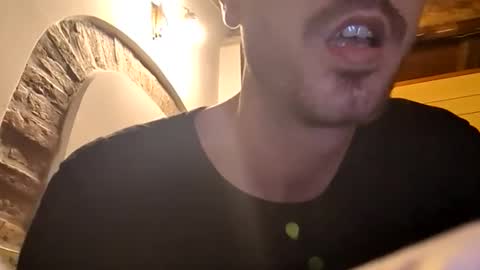 hitmenoww online show from 19, 2, 2026