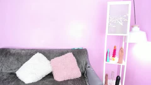 hiyakasudere_ online show from 6, 10, 2025