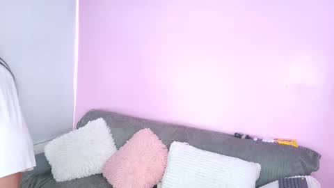 hiyakasudere_ online show from 14, 10, 2025