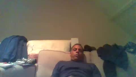 Snapshot of hkrobby chatting on 24, 11, 2025 robbyr online show from 24, 11, 2025