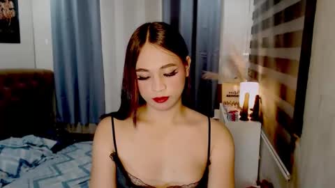 Snapshot of hoelymarie chatting on 12, 5, 2026 hoelymarie online show from 12, 5, 2026