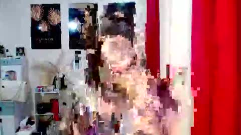 Snapshot of hoelymarie chatting on 31, 5, 2026 hoelymarie online show from 31, 5, 2026