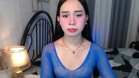 hoelymolly online show from 14, 5, 2026