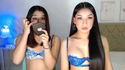 Snapshot of hoelymorri chatting on 1, 12, 2025 Hoelymorri online show from 1, 12, 2025