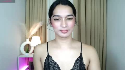 Hoelymorri online show from 17, 12, 2025