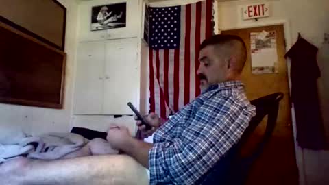 hoglegg99384194 online show from 12, 9, 2025