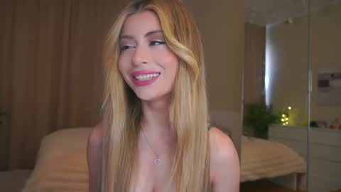 Moni Monica online show from 24, 3, 2026