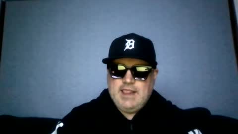 Snapshot of holden_minutz chatting on 2, 7, 2026 holden_minutz online show from 2, 7, 2026