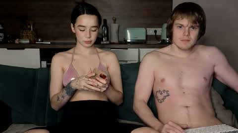 Snapshot of holdonbitch chatting on 13, 12, 2025 Misha and Stacy online show from 13, 12, 2025