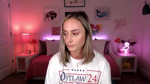 Holi Hurricane online show from 17, 2, 2025