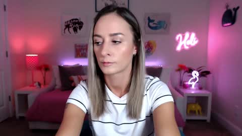 Holi Hurricane online show from 30, 10, 2025