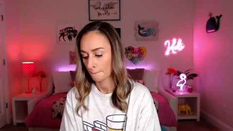 Holi Hurricane online show from 22, 11, 2025