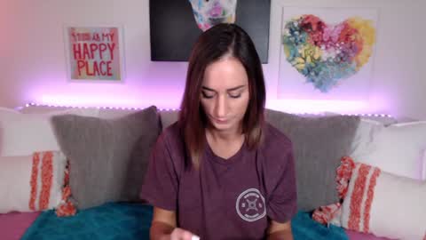 Holi Hurricane online show from 7, 1, 2026