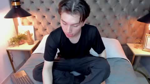 Holland online show from 3, 6, 2026