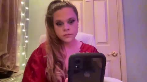 Snapshot of holly23hopefull chatting on 16, 12, 2024 Hollys Drive threw Side Of CB. online show from 16, 12, 2024