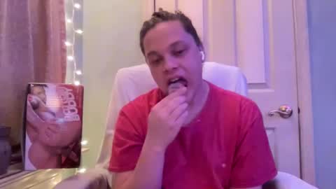 Snapshot of holly23hopefull chatting on 18, 12, 2024 Hollys Drive threw Side Of CB. online show from 18, 12, 2024