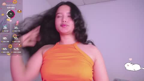 holly_16 online show from 25, 1, 2025