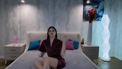 Holly online show from 21, 4, 2026