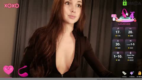 hollyextra online show from 6, 11, 2025