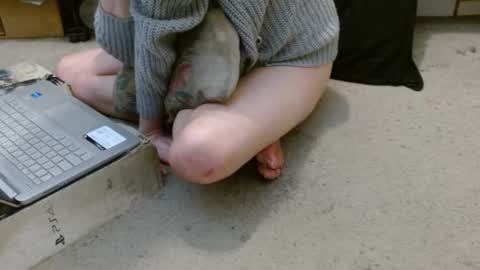 Holly Hawkes online show from 18, 1, 2025