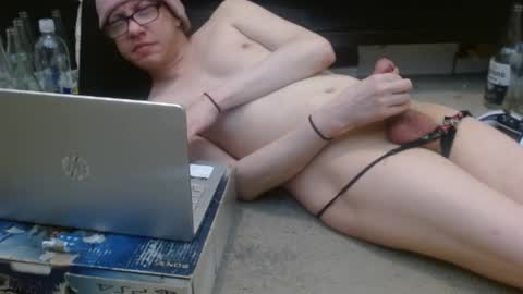 Holly Hawkes online show from 9, 2, 2025