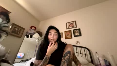 hollymadness online show from 16, 4, 2026