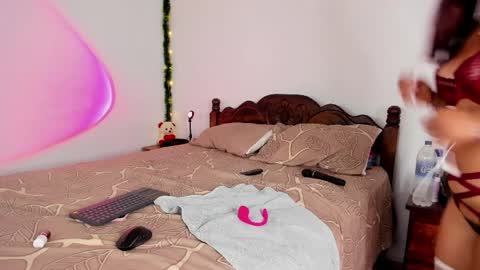 Molly online show from 4, 4, 2026