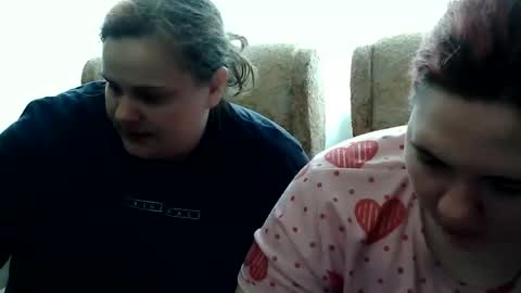 HollyXEva online show from 23, 2, 2026