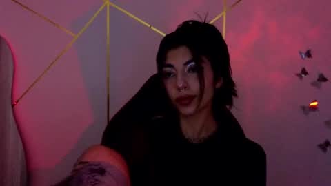 holly online show from 21, 11, 2025