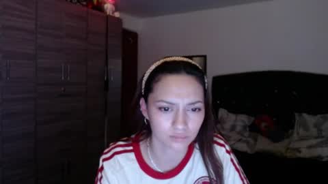 Snapshot of holy_julii chatting on 24, 6, 2026 holy_julii online show from 24, 6, 2026