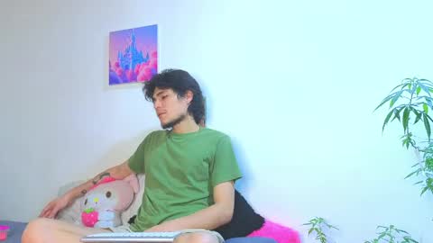      online show from 15, 5, 2026