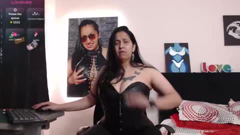 Snapshot of holydeath_1 chatting on 25, 10, 2025 Milena online show from 25, 10, 2025