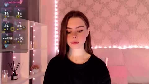 Mia online show from 9, 9, 2025