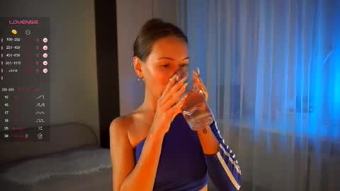 V online show from 14, 9, 2025