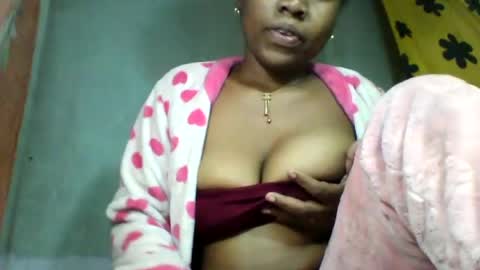 Snapshot of honeria98 chatting on 2, 7, 2026 honeria98 online show from 2, 7, 2026