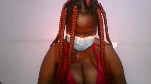 honey_beb online show from 19, 9, 2025