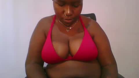 honey_beb online show from 3, 10, 2025
