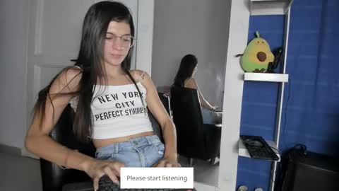 honey_darcy online show from 21, 9, 2025