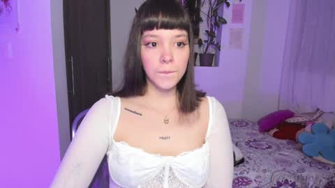 Snapshot of honey_hoe chatting on 3, 1, 2025 Lau online show from 3, 1, 2025