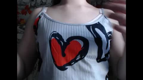 Snapshot of honey_mood chatting on 13, 11, 2025 Lina online show from 13, 11, 2025