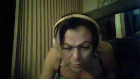 honeybfly99 online show from 16, 2, 2025