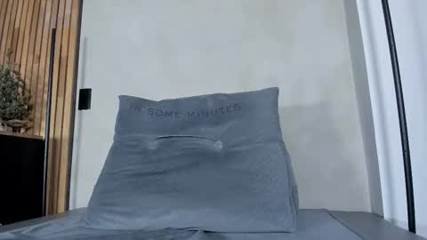 Sofia independent model online show from 14, 11, 2025