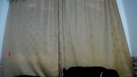 Snapshot of honeypussy3021 chatting on 4, 7, 2026 Victoria online show from 4, 7, 2026