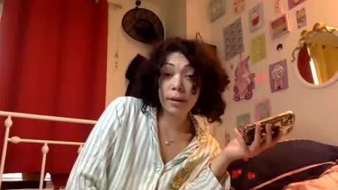 Snapshot of honeyruby chatting on 21, 11, 2025 Ruby Sparks online show from 21, 11, 2025