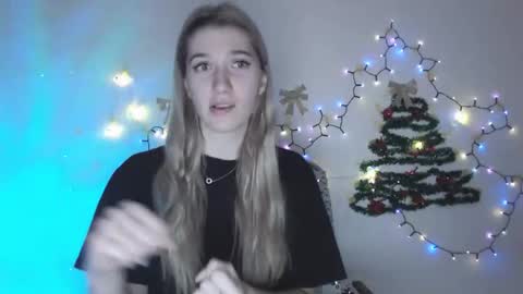 honeyveil online show from 22, 12, 2025