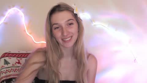 honeyveil online show from 28, 5, 2026