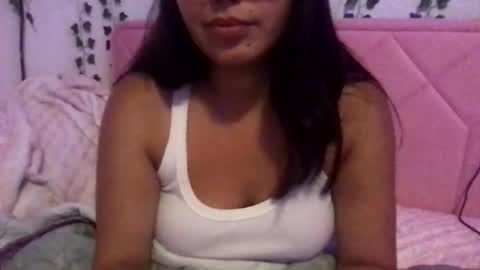 honeyyy89 online show from 20, 4, 2026