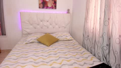 Snapshot of honney_bunny1 chatting on 31, 1, 2025 Andrea online show from 31, 1, 2025